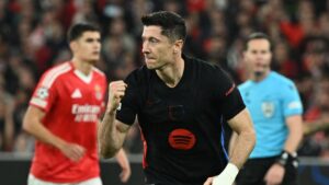 Robert Lewandowski zagra z ulubionym rywalem! “Zatrzymaj go albo zgiń”