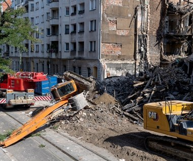 Zmniejszono “strefę zero” po pożarze w Poznaniu. Auta dalej z zakazem