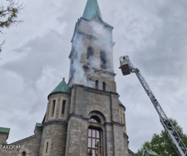 Akcja gaśnicza na Krupówkach. “To tylko ćwiczenia”