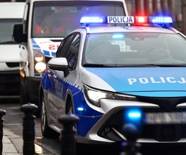 Wypadek szkolnego busa z 13 dziećmi w Małopolsce