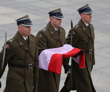 Narodowe Święto Niepodległości. Zakończyły się uroczystości przed Grobem Nieznanego Żołnierza