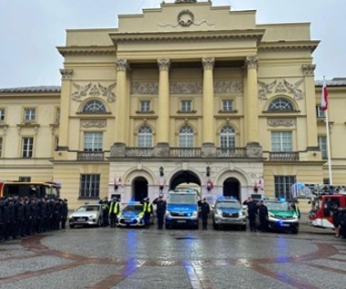 Zawyły policyjne syreny. Funkcjonariusze oddali hołd zmarłemu koledze