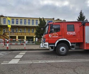 W przedszkolu czuć było gaz. Ewakuowano dzieci i personel