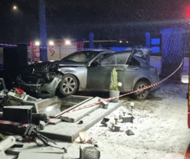 Wjechał mercedesem na cmentarz. Są zarzuty dla 41-latka