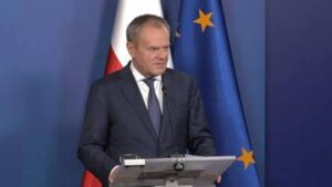 Donald Tusk w Brukseli. Wystąpienie w PE oraz debata